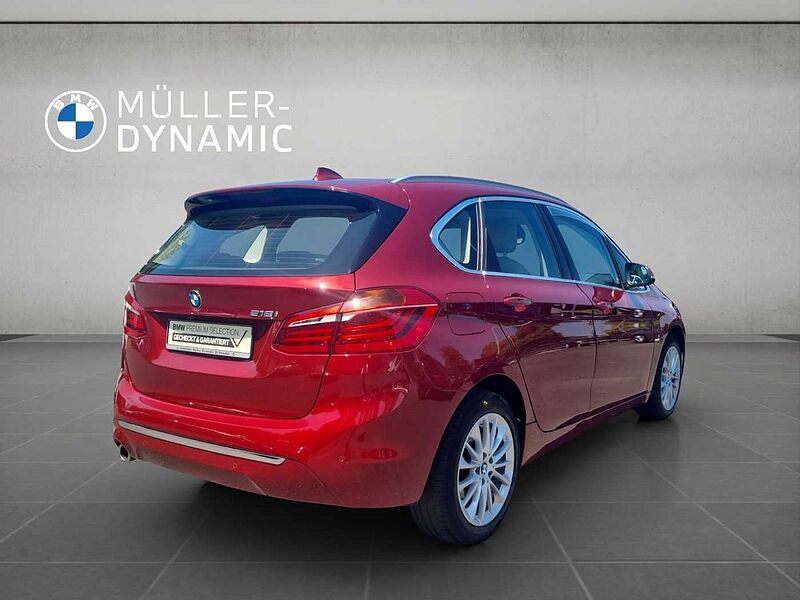 BMW 218 Active Tourer i LUXURY LINE LED PDC KLIMAAUTO SHZ NAVI