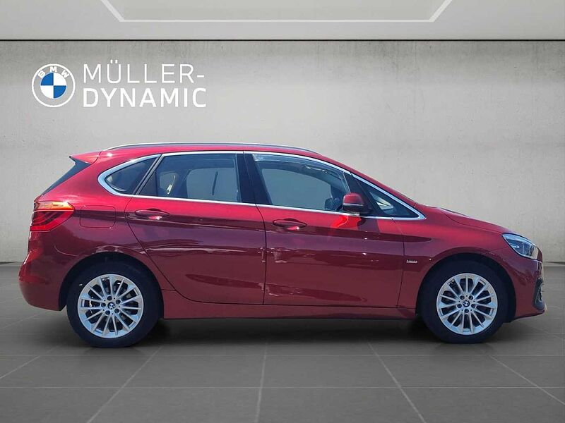BMW 218 Active Tourer i LUXURY LINE LED PDC KLIMAAUTO SHZ NAVI