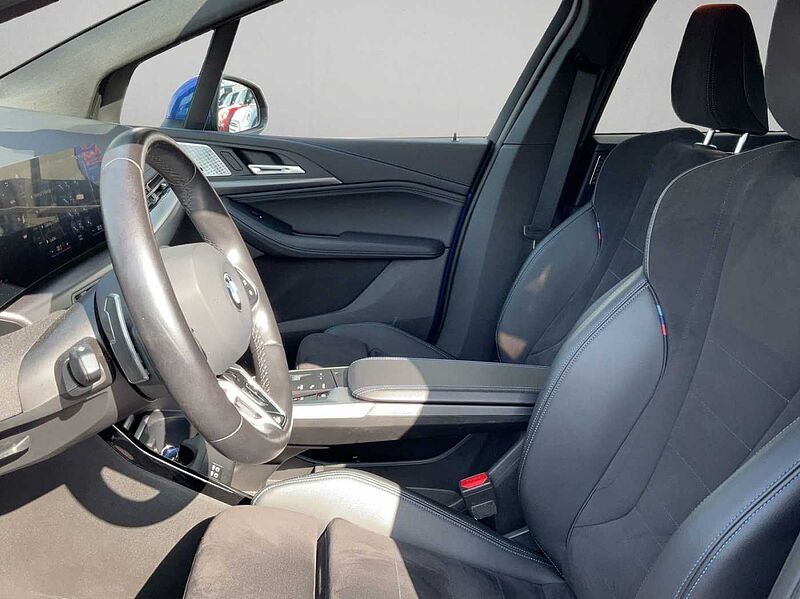 BMW 218 Active Tourer d ACTIVE TOURER M SPORT LED HARMAN KARDON RÜC