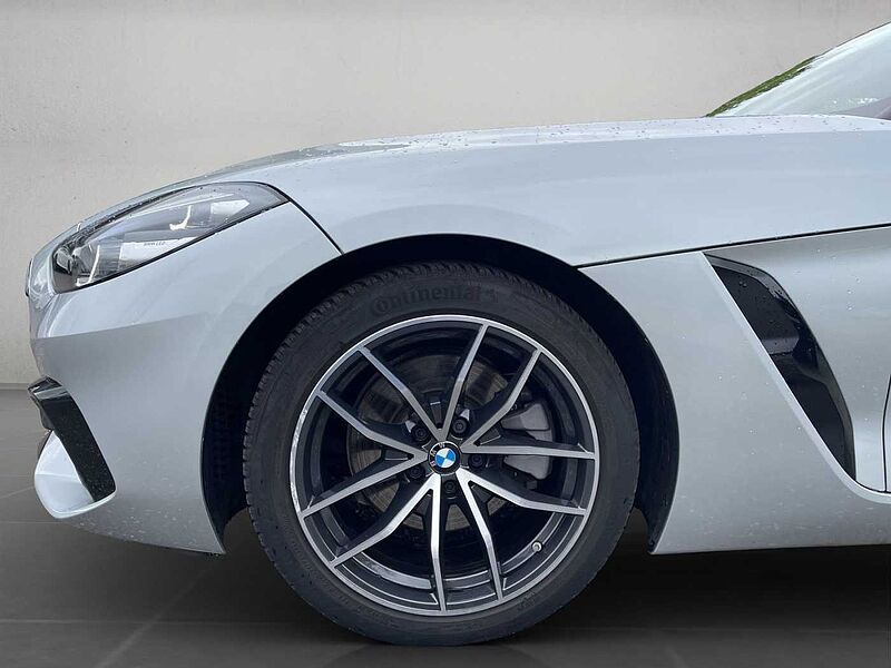 BMW Z4 sDrive20i CABRIO SPORT LINE HIFI PDC TEMPOMAT