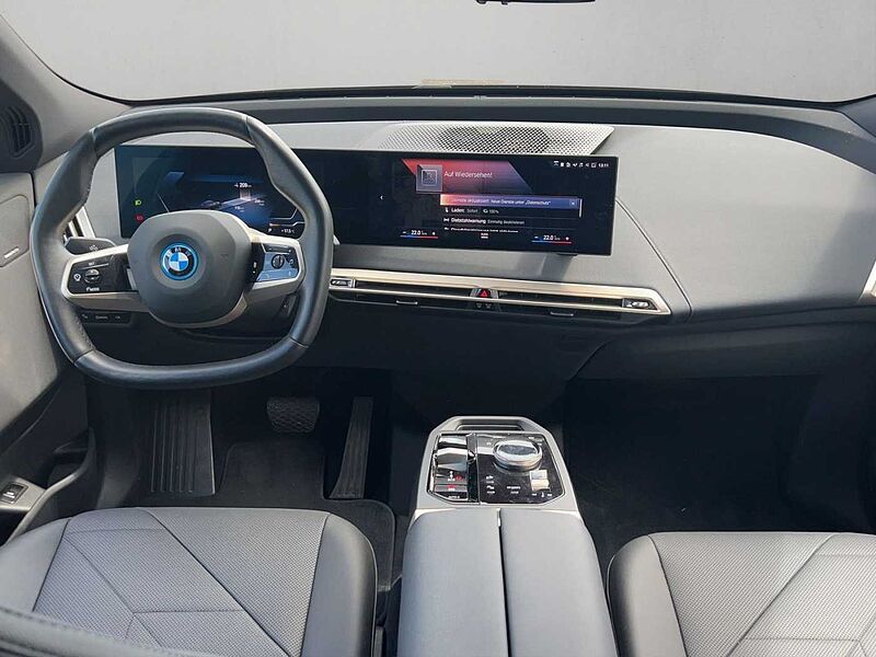 BMW iX xDrive40 KOMFORTZUG HARMAN KARDON 360° KAMERA