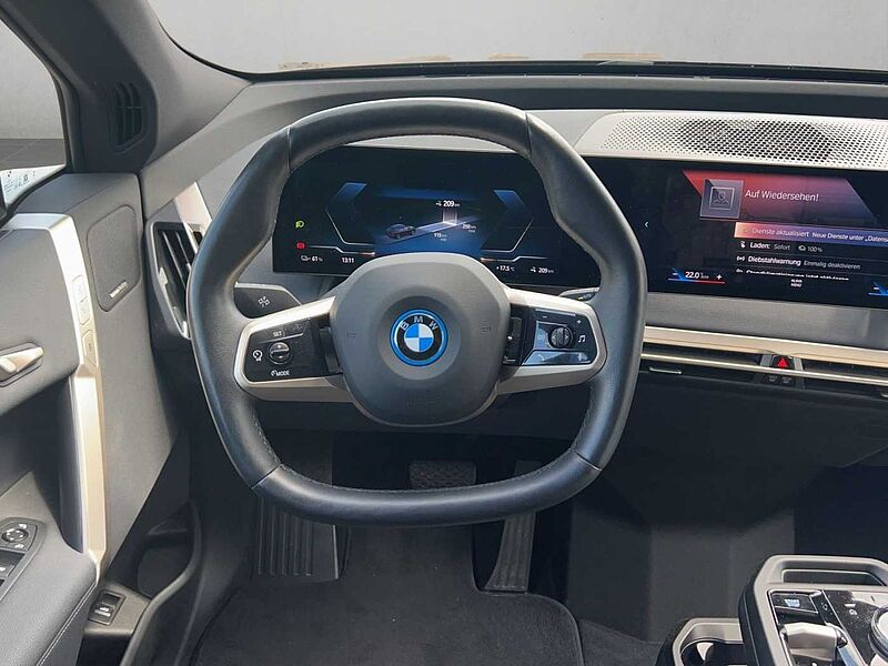BMW iX xDrive40 KOMFORTZUG HARMAN KARDON 360° KAMERA