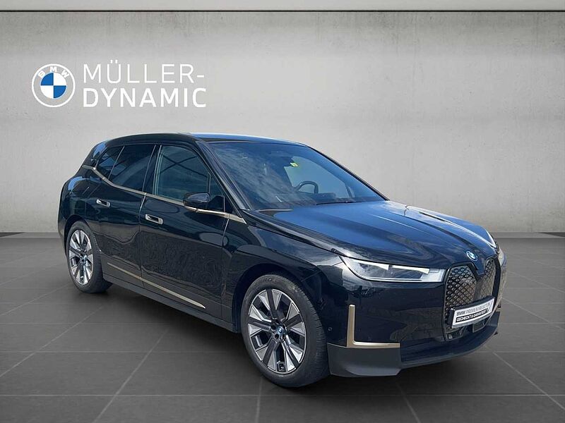 BMW iX xDrive40 KOMFORTZUG HARMAN KARDON 360° KAMERA