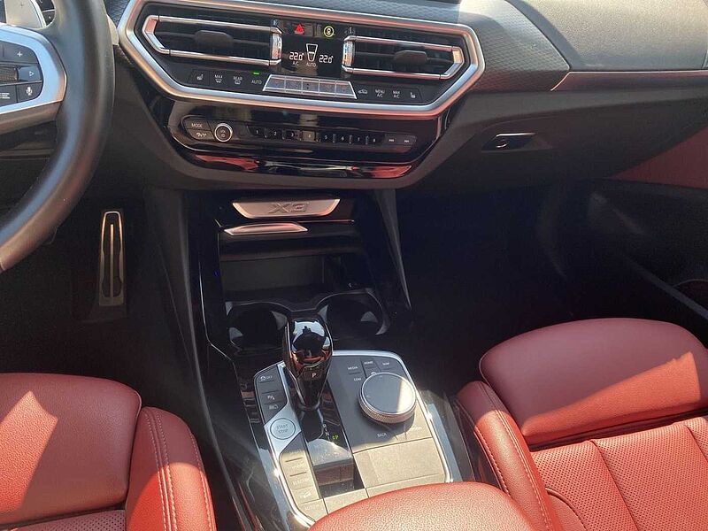 BMW X3 xDrive30e M SPORT LED HIFI RÜCKFAHR SHZ DAB
