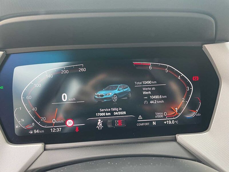 BMW 116 i ADVANTAGE LED PDC TEMPOMAT WLAN SHZ