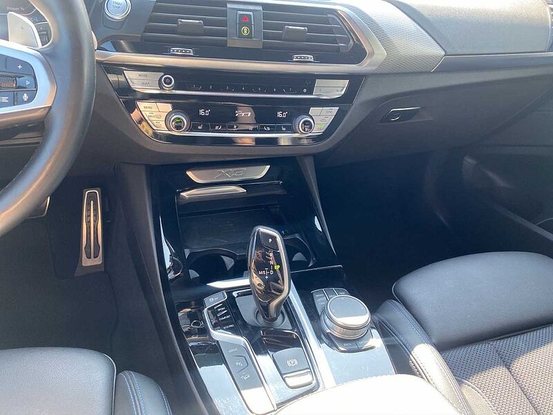BMW X3 xDrive30e M SPORT LED HUD AHK HARMAN KARDON K