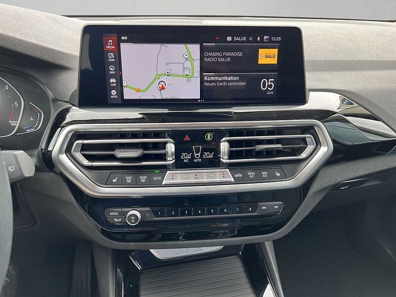 BMW X3 xDrive20d LED AHK RÜCKFAHR KOMFORTZUG SHZ DAB