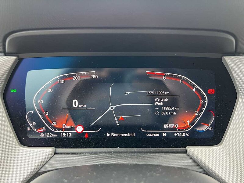 BMW 116 i ADVANTAGE LED TEMPOMAT KOMFORTZUG SHZ