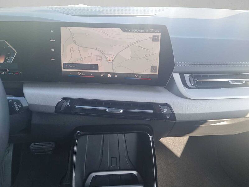 BMW 216 i LED RÜCKFAHR KOMFORTZUG SHZ DAB