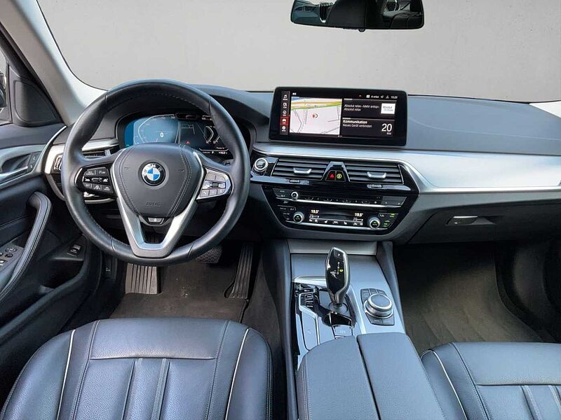 BMW 530 d xDrive TOURING RÜCKFAHR HIFI VIRT COCK PROF