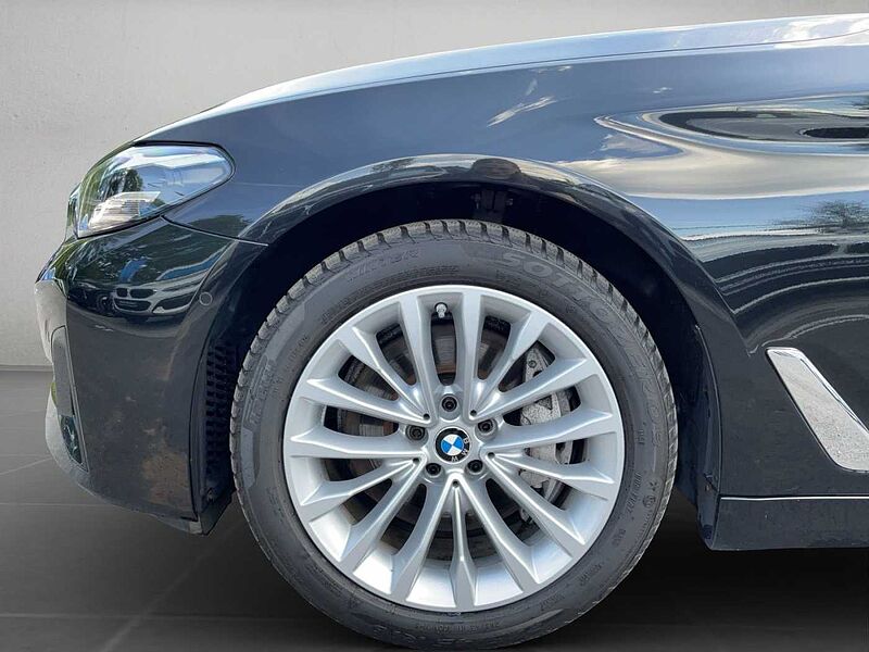BMW 530 d xDrive TOURING RÜCKFAHR HIFI VIRT COCK PROF
