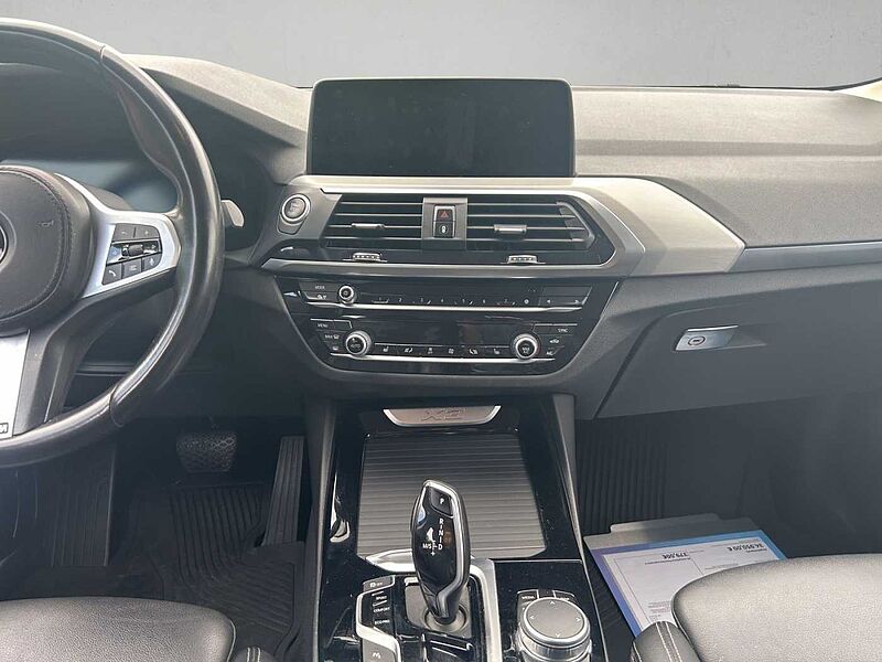 BMW X3 xDrive20d X LINE LED HUD AHK HIFI RÜCKFAHR KO