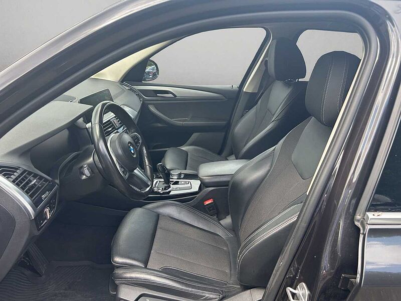 BMW X3 xDrive20d X LINE LED HUD AHK HIFI RÜCKFAHR KO