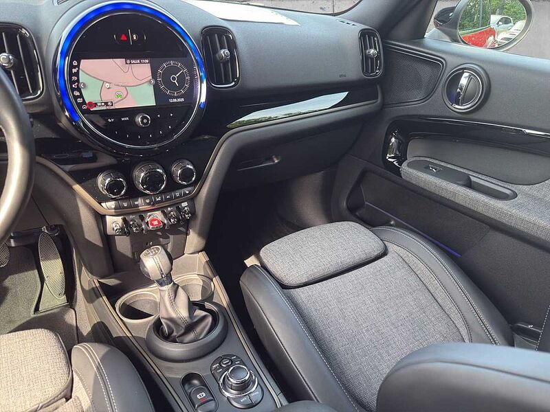 MINI COOPER_COUNTRYMAN Cooper Countryman CLASSIC TRIM LED HUD RÜCKFAHR