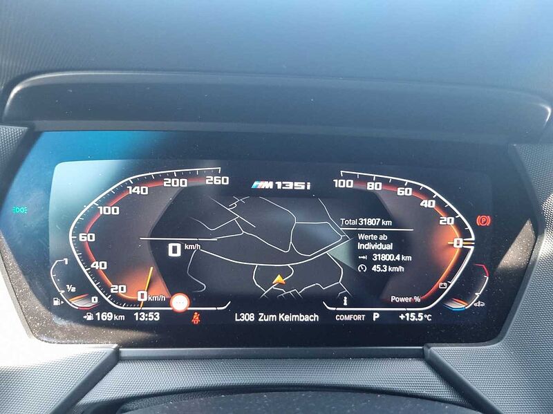 BMW M135 i xDrive LED HIFI TEMPOMAT PDC SHZ DAB