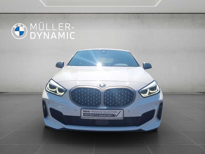 BMW M135 i xDrive LED HIFI TEMPOMAT PDC SHZ DAB