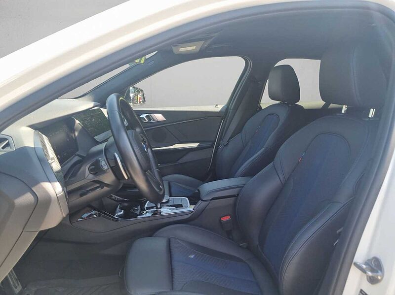 BMW M135 i xDrive LED HIFI TEMPOMAT PDC SHZ DAB