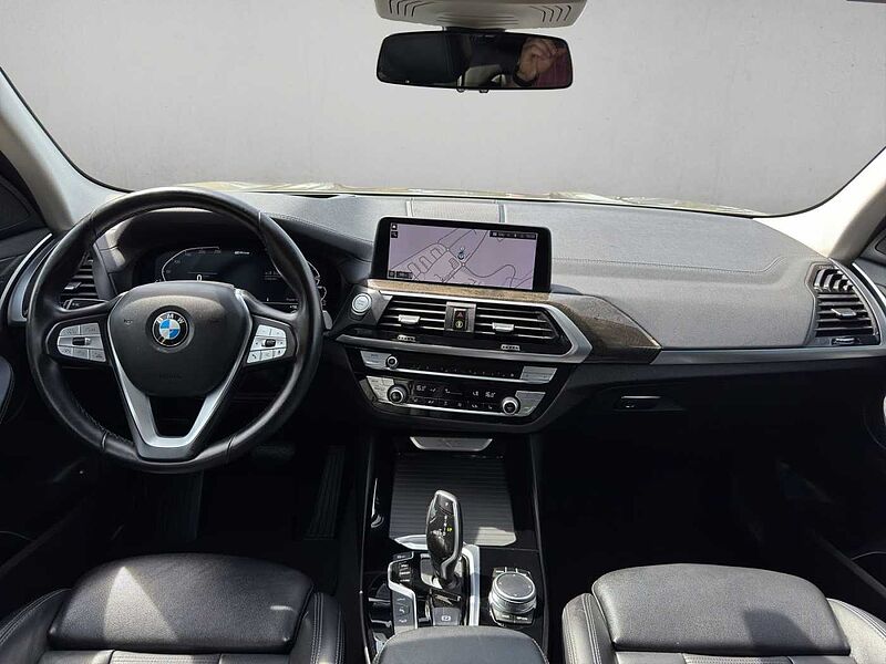 BMW X3 xDrive30e