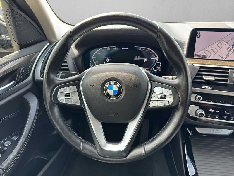 BMW X3 xDrive30e