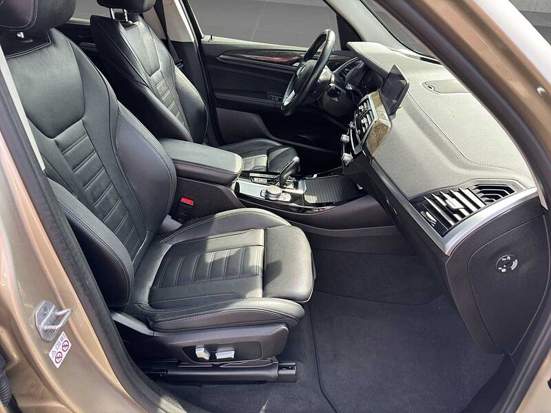 BMW X3 xDrive30e