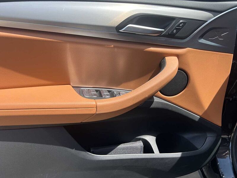 BMW X3 xDrive20d LASER HIFI HUD 360° AHK KOMFORTZUG