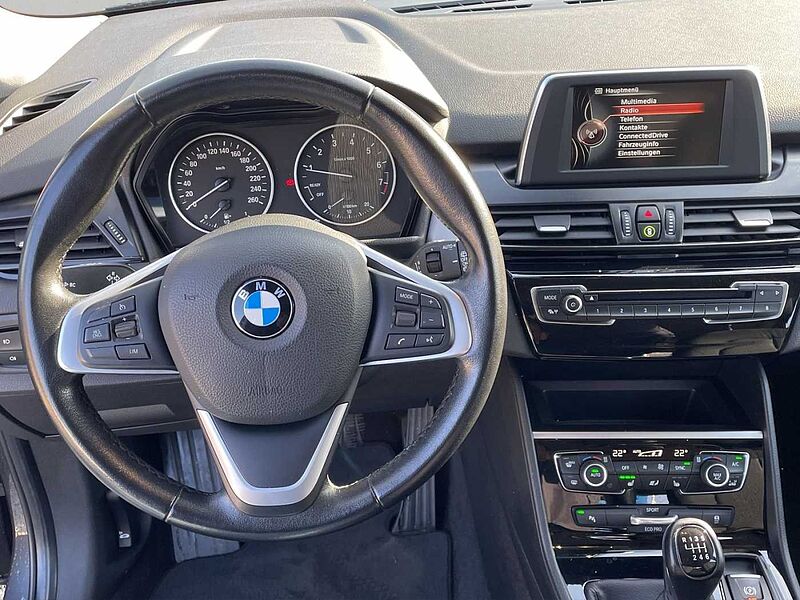 BMW 220 Active Tourer i ACTIVE TOURER ADVANTAGE PDC KLIMAAUTO SHZ T