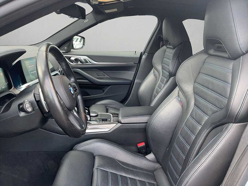 BMW M440 i xDrive GRAN COUPÈ LASER AHK HUD KOMFORTZUG