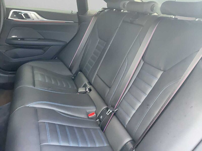 BMW M440 i xDrive GRAN COUPÈ LASER AHK HUD KOMFORTZUG