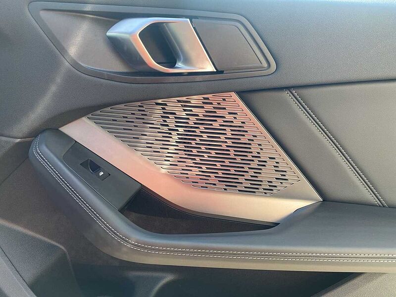 BMW 120 M SPORT DESIGN LED KOMFORTZUG PARKING DRIVIN