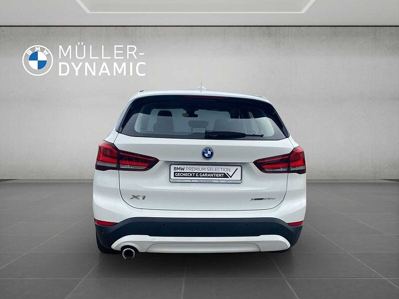 BMW X1 xDrive25e ADVANTAGE LED PDC TEMPOMAT SHZ DAB