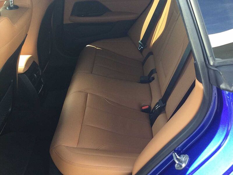 BMW i4 M50 GRAN COUPÈ HIFI RÜCKFAHR M FAHRWERK TEMPO