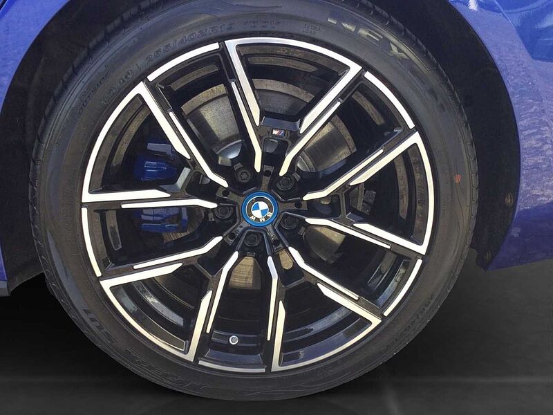 BMW i4 M50 GRAN COUPÈ HIFI RÜCKFAHR M FAHRWERK TEMPO