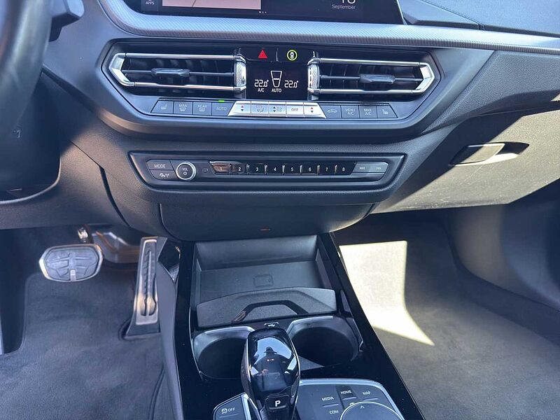 BMW 220 Gran Coupe d GRAN COUPÈ M SPORT LED HUD HIFI RÜCKFAHR