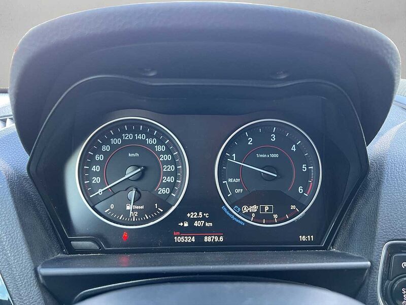 BMW 118 d SPORT LINE LED NAVI HIFI TEMPOMAT SHZ