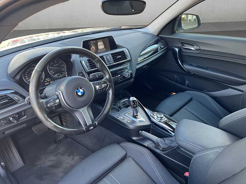 BMW 118 d SPORT LINE LED NAVI HIFI TEMPOMAT SHZ