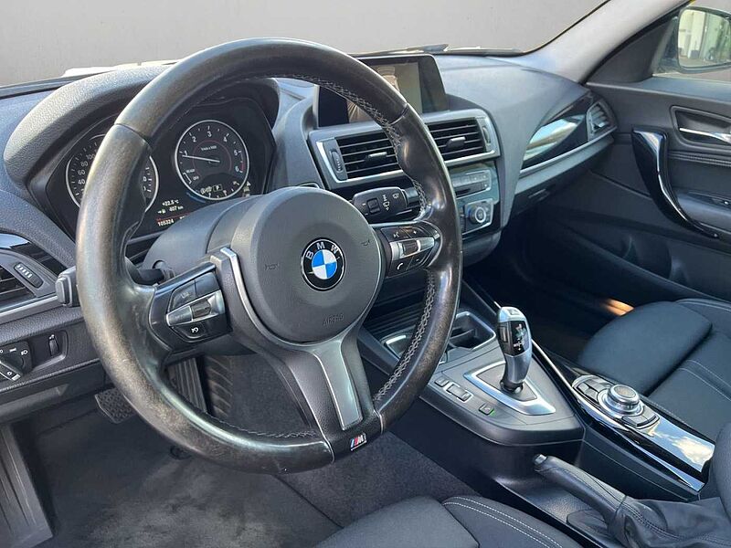 BMW 118 d SPORT LINE LED NAVI HIFI TEMPOMAT SHZ