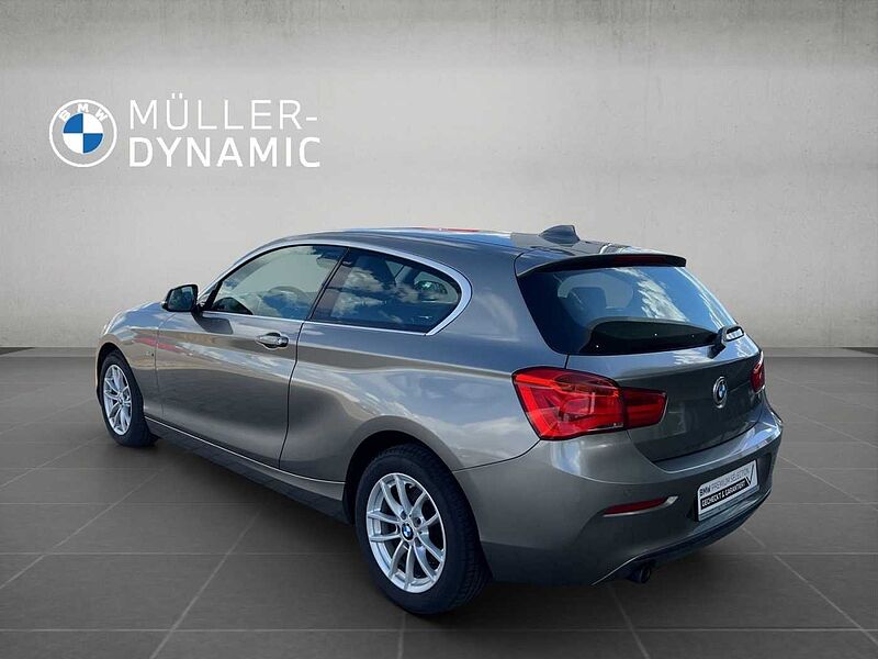 BMW 118 d SPORT LINE LED NAVI HIFI TEMPOMAT SHZ