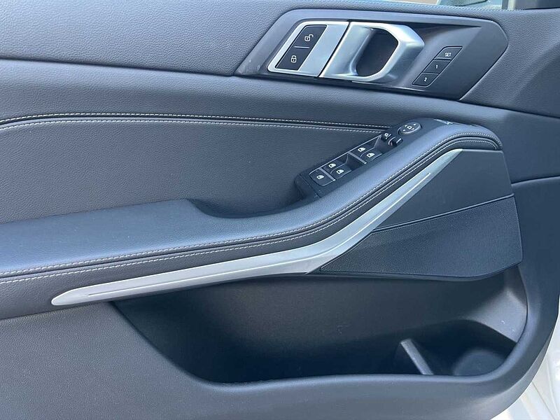 BMW X5 xDrive30d M SPORT LASER HUD AHK 360°KAMERA KO