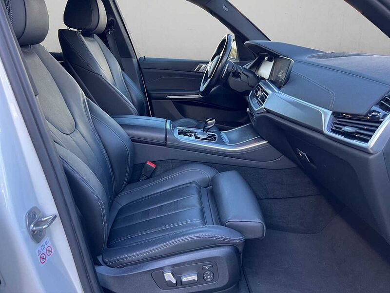 BMW X5 xDrive30d M SPORT LASER HUD AHK 360°KAMERA KO