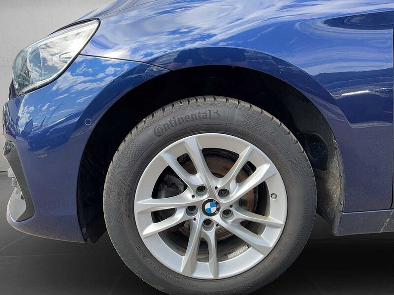 BMW 216 Active Tourer i ADVANTAGE LED TEMPOMAT PDC KLIMAAUTO SHZ