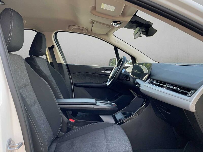 BMW 218 Active Tourer d ACTIVE TOURER AHK SHZ DAB