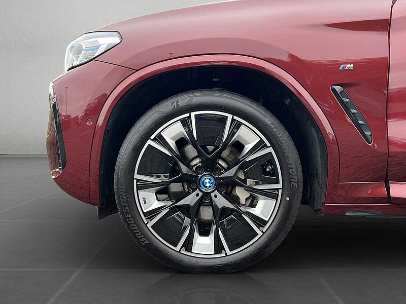 BMW iX3 M SPORT LASER AHK HUD 360°KAMERA HARMAN KARD