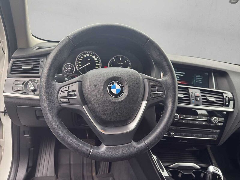 BMW X3 xDrive30d X LINE LED HUD AHK PANO HIFI KOMFOR