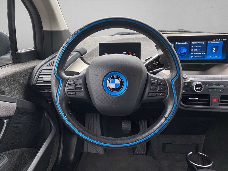 BMW i3 s 120AH PDC TEMPOMAT SHZ DAB
