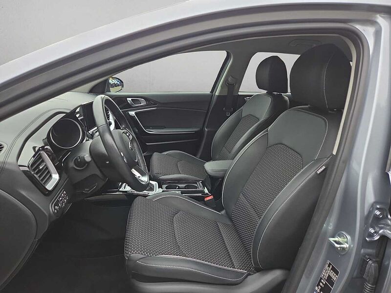 Kia cee'd Ceed Sportswagon DAB LED RFK el. Sitze PDC