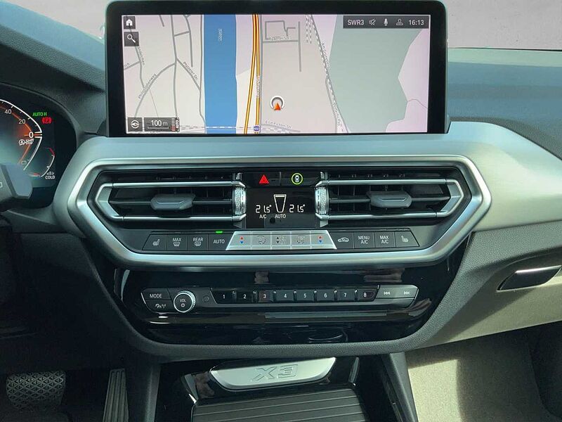BMW X3 xDrive20d LED AHK RÜCKFAHR SHZ DAB WLAN