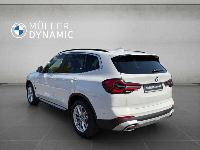 BMW X3 xDrive20d LED AHK RÜCKFAHR SHZ DAB WLAN