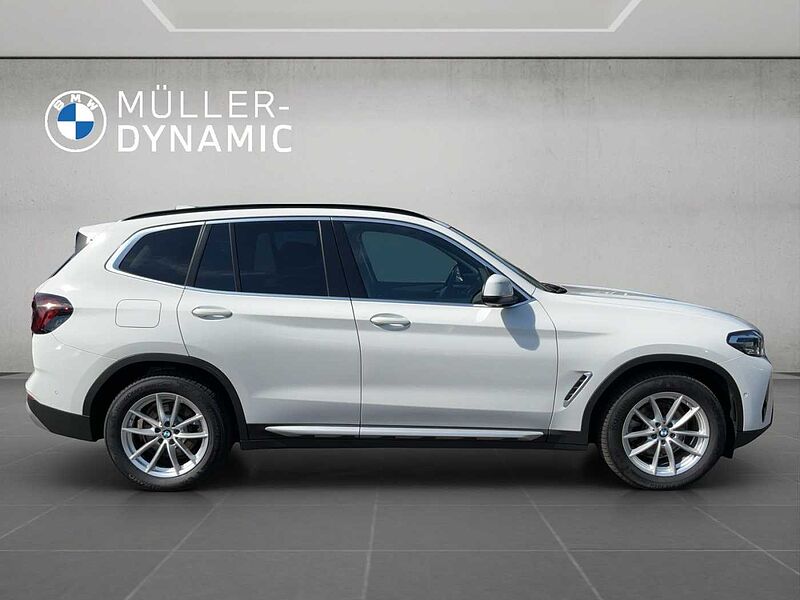 BMW X3 xDrive20d LED AHK RÜCKFAHR SHZ DAB WLAN