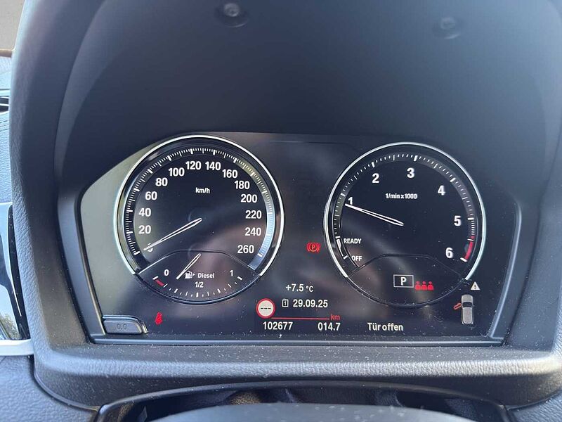 BMW X2 sDrive18d ADVANTAGE PLUS NAVI PDC TEMPOMAT SH