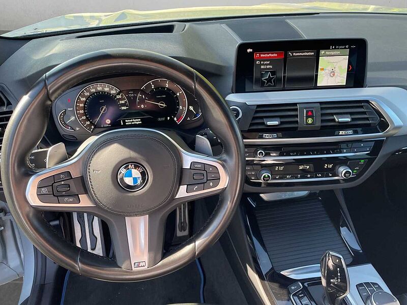 BMW X3 xDrive30d M SPORT LED AHK HIFI HUD PANO KOMFO